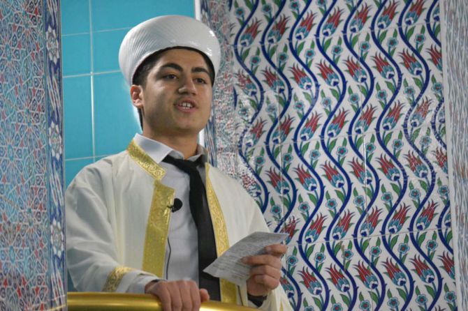 -“genc-hatipler-minberde”-yarismasi.jpg