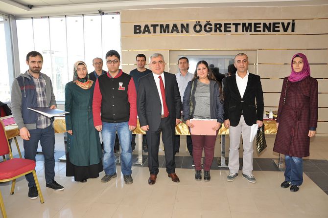 -ilk-atamasi-yapilan-ogretmenler-001.jpg
