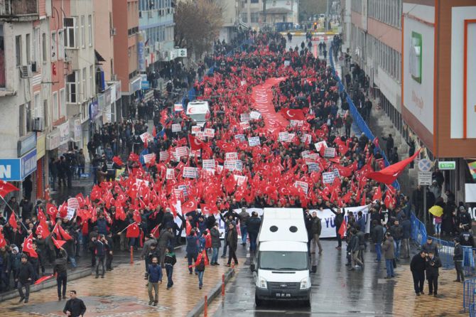 batmanda-pkk’ya-tepki-yuruyusu-003.jpg