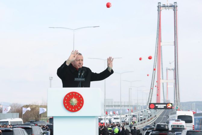 cumhurbaskani-erdogan-1915-canakkale-koprusu-acilisi-002.jpg