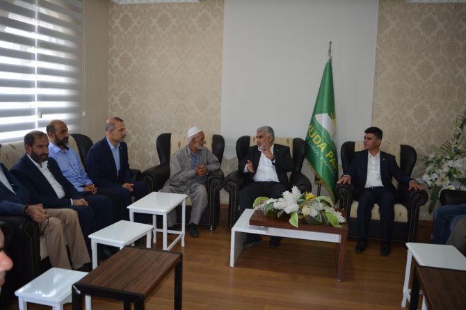 huda-par-batman-il-teskilatinda-bayramlasma-001.jpg