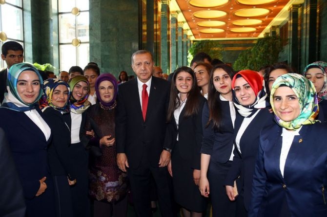 Cumhurbaşkanı Erdoğan gençleri ağırladı galerisi resim 17