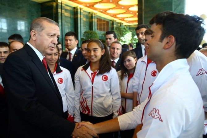 Cumhurbaşkanı Erdoğan gençleri ağırladı galerisi resim 19