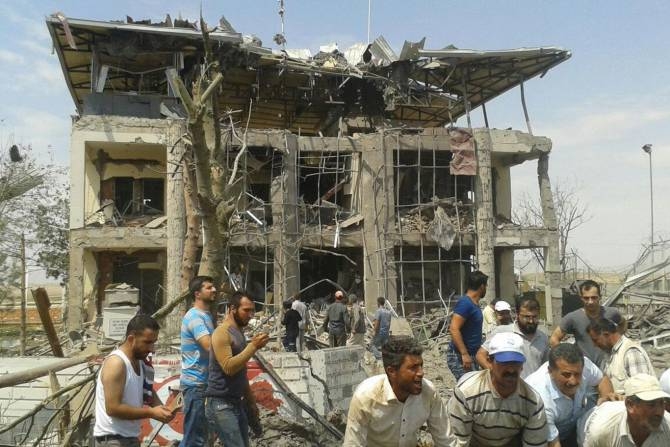 Diyarbakır'da bombalı saldırı! Ölü ve yaralılar var galerisi resim 27