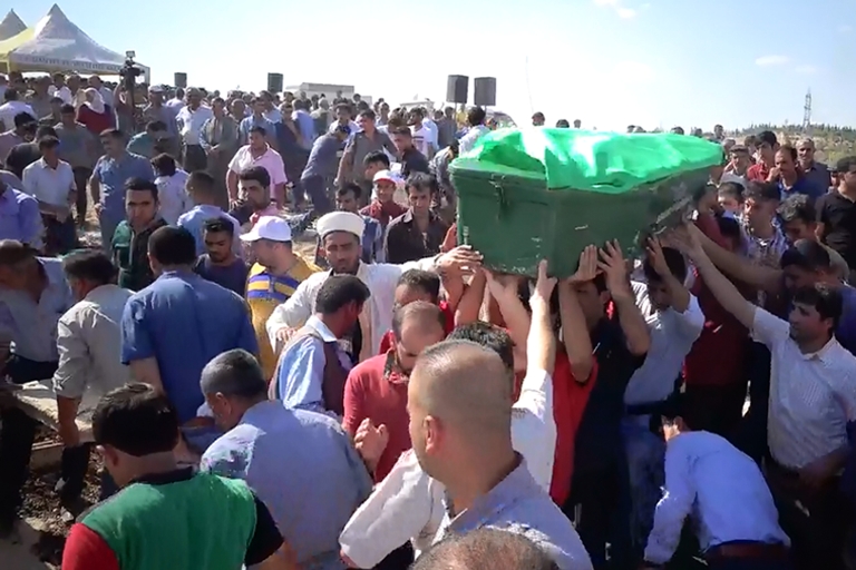 HDP’lilerden cenazede provokasyon girişimi galerisi resim 7