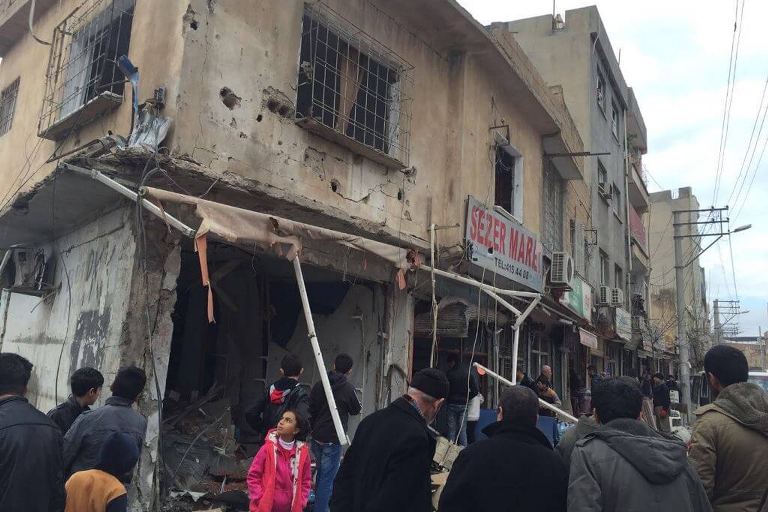 Mardin'de Polis aracına bombalı saldırı galerisi resim 15