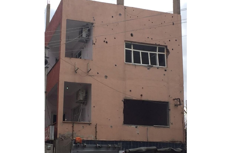 Mardin'de Polis aracına bombalı saldırı galerisi resim 3