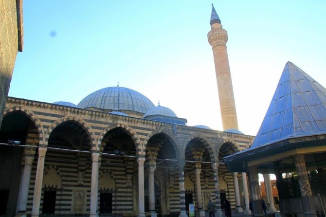 Behram Paşa Camii yaklaşık 500 yıldır ayakta duruyor galerisi resim 1