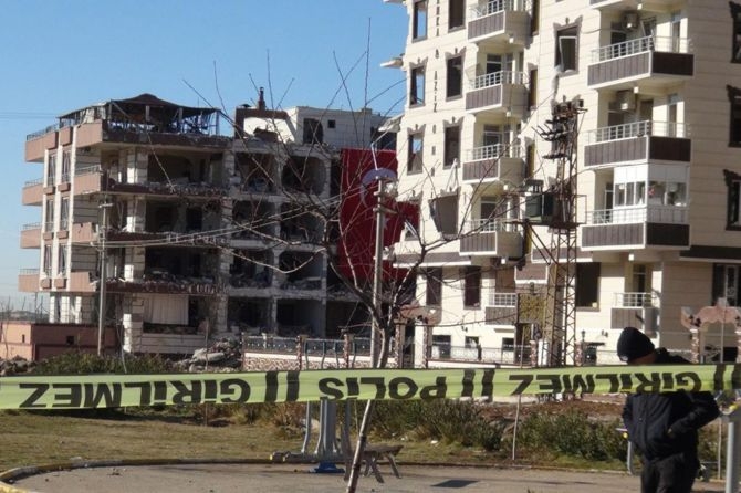 Vali Tuna: Saldırı PKK tarafından gerçekleştirildi galerisi resim 3