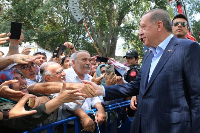 Erdoğan: Bu ülkede ezanları susturmaya kimsenin gücü yetmeyecek! galerisi resim 4