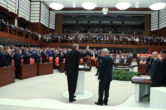Cumhurbaşkanı Erdoğan, TBMM Genel Kurulu’nda yemin ederek göreve başladı galerisi resim 12