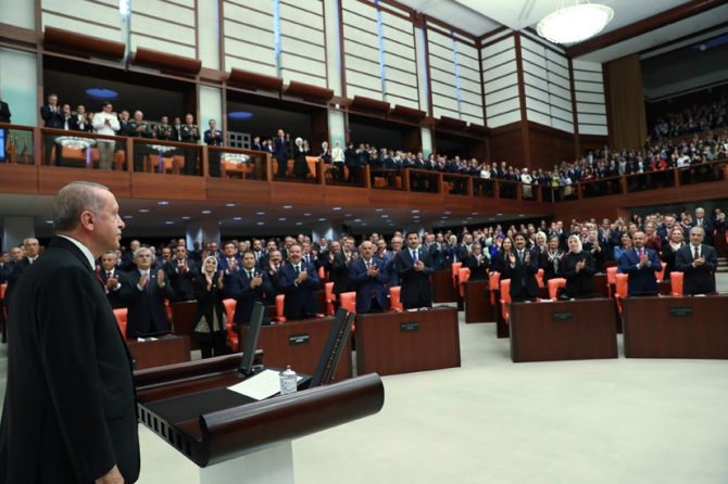 Cumhurbaşkanı Erdoğan, TBMM Genel Kurulu’nda yemin ederek göreve başladı galerisi resim 8