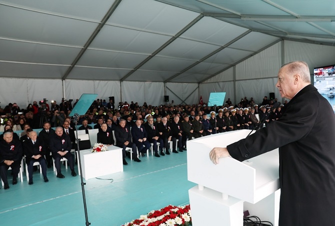 Cumhurbaşkanı Erdoğan: TCG Anadolu, dünyanın ilk SİHA gemisidir galerisi resim 2
