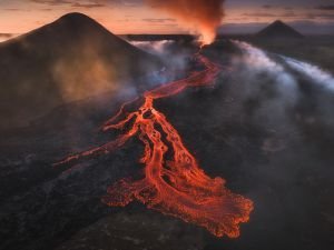 İzlanda'da Fagradalsfjall Yanardağı alarmı