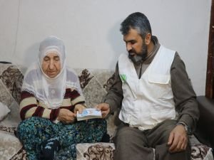 2 aylık emekli maaşını Gazze için bağışladı