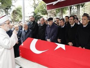 Eski Diyanet İşleri Başkanı Doğan'ın naaşı İstanbul'da defnedildi