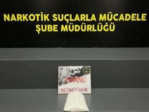 İzmir'de uyuşturucu operasyonu: 87 gözaltı