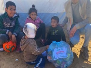 Umut Kervanı Gazze'ye temel ihtiyaç yardımlarını sürdürüyor
