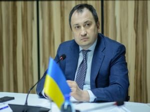 Ukrayna'da yolsuzluk iddiaları istifa getirdi