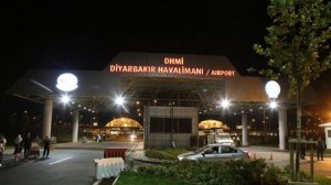 Diyarbakır havalimanına roketatarlı saldırı!