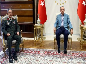 Erdoğan, Orgeneral Hulusi Akar'ı kabul etti