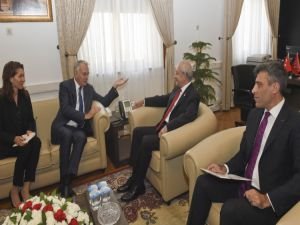 Kılıçdaroğlu Fransa Dışişleri Bakanı ile görüştü