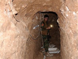 Musul'da IŞİD’in büyük tünel ağı tespit edildi