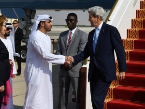 Kerry, BAE'den açıkladı: Yemen'de Arap koalisyonu ve Husiler anlaştı