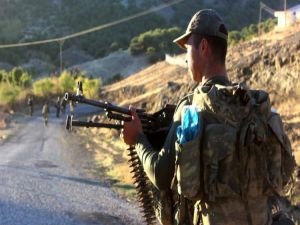 Lice'de bir asker hayatını kaybetti