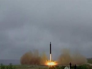 Çin, Kore'de balistik füze testine karşı çıktı