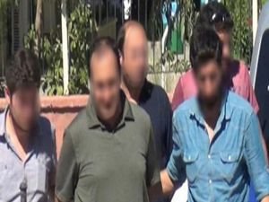 FETÖ’den tutuklanan 2 gazetecinin yargılanması başladı