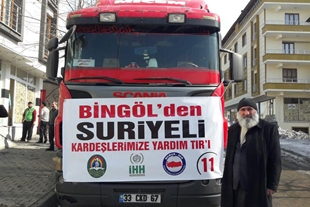 Bingöl'den Suriye’ye 2 TIR yardım