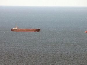 Karadeniz'de Rus gemisiyle çarpıştı! Ekipler harekete geçti