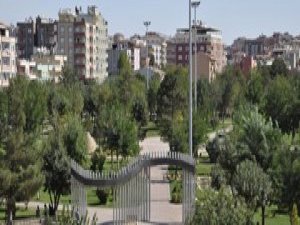 Atatürk Parkı sulama sistemi yenileniyor