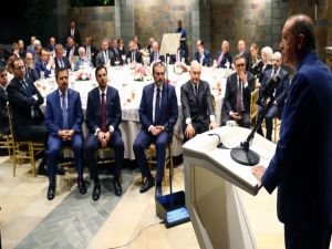 Erdoğan: Medya Dünyası da Hukuka Bağlı Olmak Zorunda!