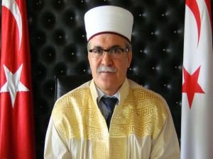 KKTC Din İşleri Başkanı'na FETÖ'den gözaltı