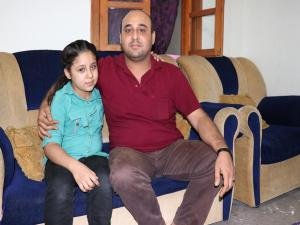 Suriyeli kıza yardım eli uzandı