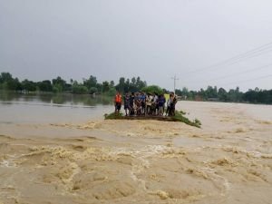 Nepal'de Sel Felaketi! 47 Ölü!