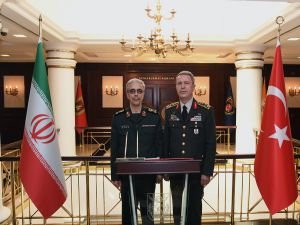 İran Genelkurmay Başkanı, Akar'ı ziyaret etti