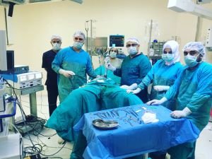 Batman’da ilk kez laparoskopi yöntemi ile rahim alma ameliyatı