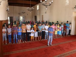 Ergani’de çocuklara namaz eğitimi verildi