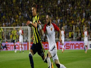 Fenerbahçe fena çarpıldı: 1-2