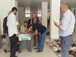 Umut Kervanı Ağrı'da 120 aileye yardımda bulundu