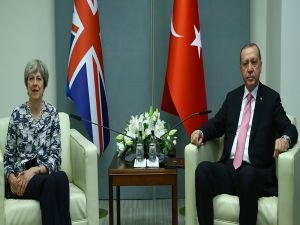 Cumhurbaşkanı Erdoğan, İngiltere Başbakanı May’i kabul etti