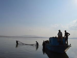 Nazik Gölü balıkçıları balık yokluğundan şikâyetçi