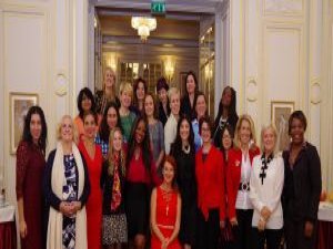 Dünyayı Etkileyen Kadınlar Forumu Paris’te yapıldı