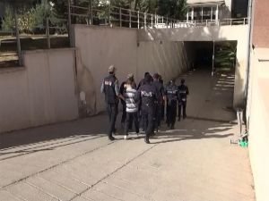 Siirt merkezli FETÖ operasyonunda 11 tutuklama