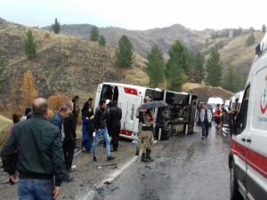 Elazığ'da yolcu midibüsü faciası: 2 ölü 15 yaralı