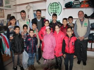 Kızıltepe Umut Kervanı 50 çocuğu sevindirdi