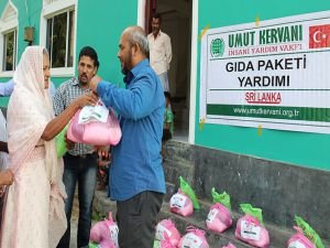 Umut Kervanından Sri Lanka'daki ihtiyaç sahiplerine gıda yardımı
